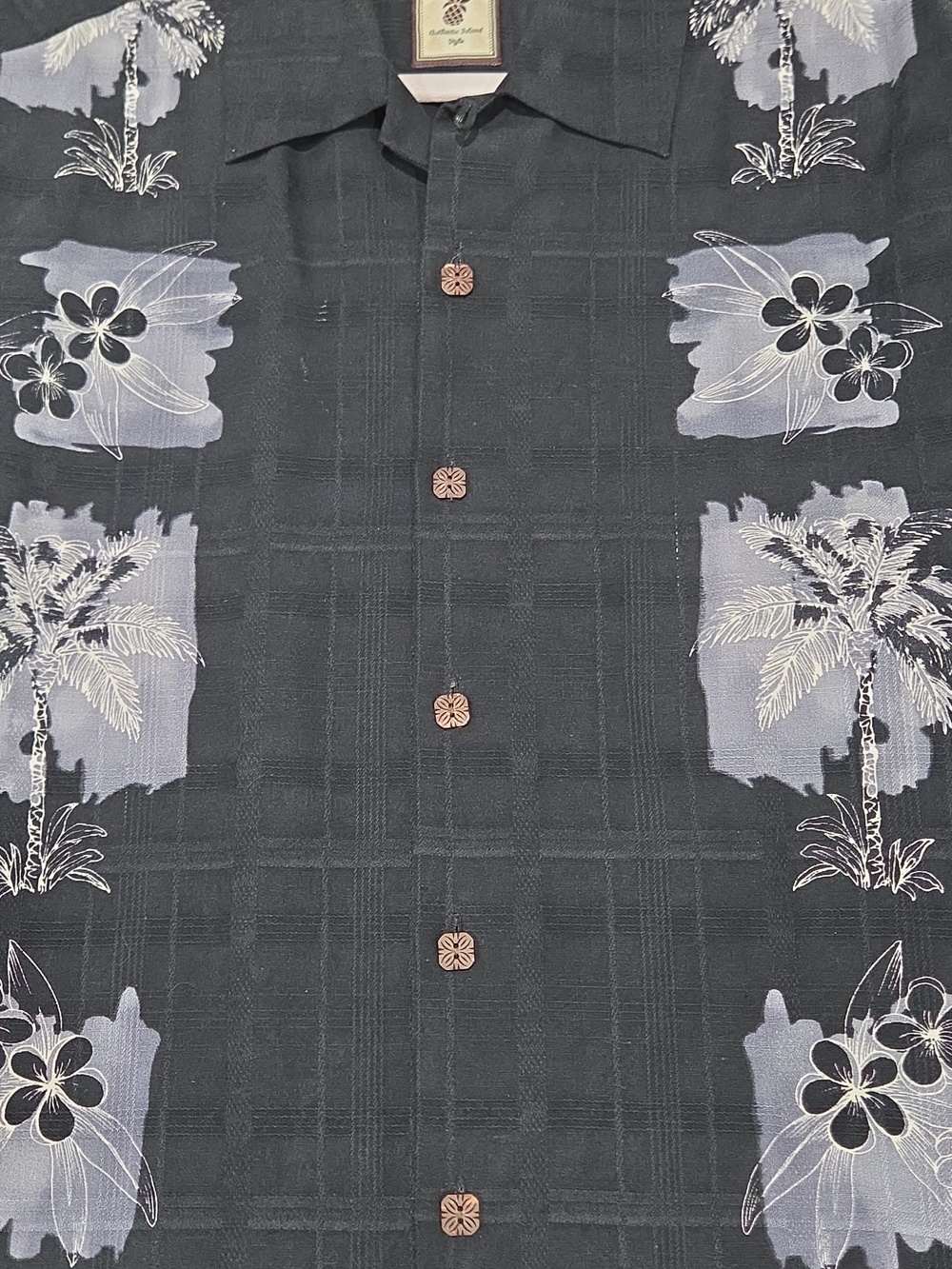 Jamaica Jaxx Button-Down Shirt. Featuring Unique Wooden Buttons. *Price Is Firm*